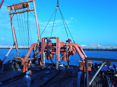 �����鹤ҵ���뺣���ۿڹ�����Ŀ˳���깤