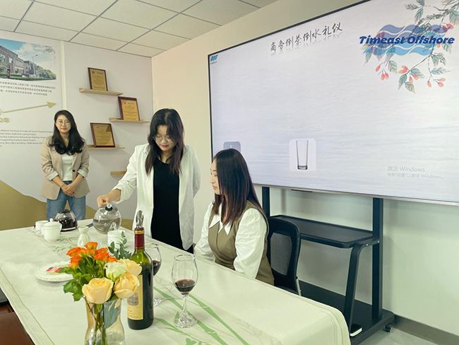 ְ��������ѵ����֪��������