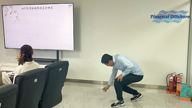 ְ��������ѵ����֪��������